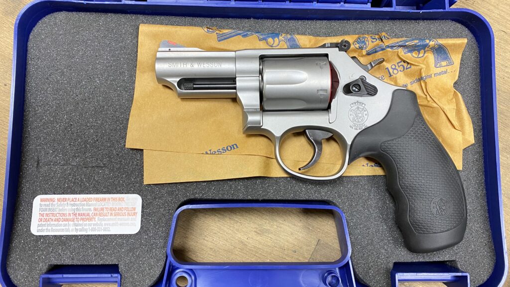 Used Smith & Wesson Model 66 357 Mag 10061U