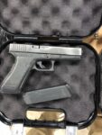 Trade In Glock 17 9mm Gen 4 Lee Health Public Safety One Mag - View 2