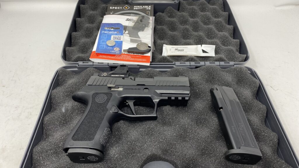 Used Like New Sig Sauer 320 X-Compact 9mm Luger w/ Romeo 1 Pro 320XC-9-BXR3-RXP
