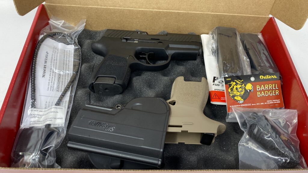 Sig Sauer P320 subcompact 9mm Luger 3.6″ 12rd UD320SC-9-B1 used