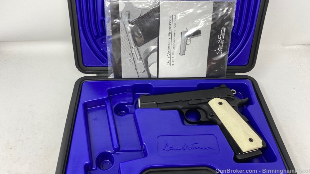 CZ USA | Dan Wesson Valkyrie Commander .45 ACP 4.25″ 7rd 1911 – used
