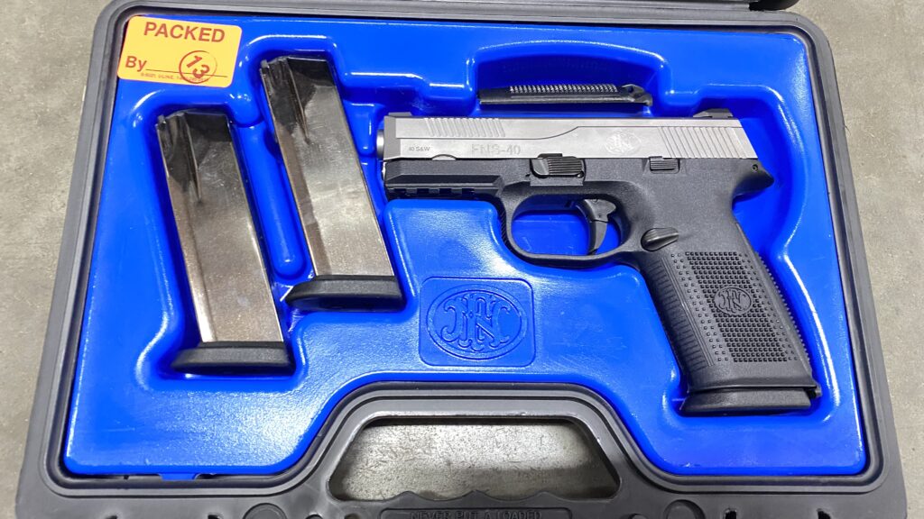 FN FNS-40 .40 S&W Pistol – Two-Tone Black/Silver, 14-Round Capacity, Night Sights