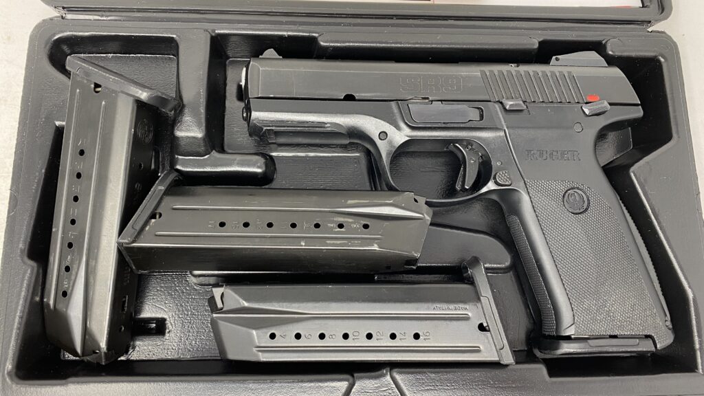 Used Ruger SR9B 9mm 17 rd 4 Mags
