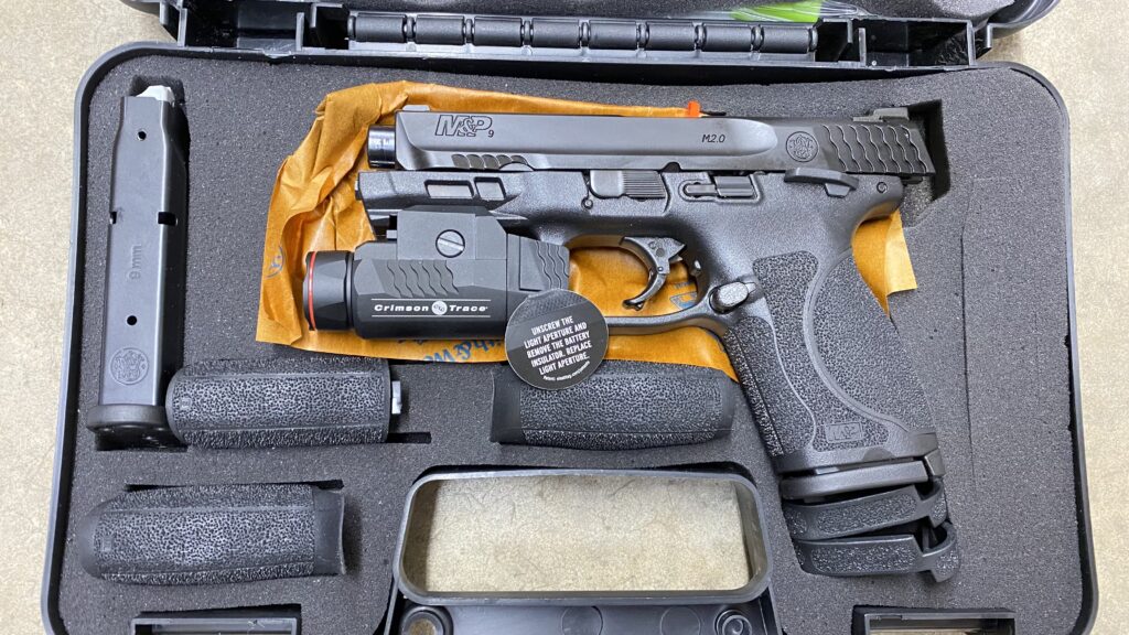 Smith & Wesson M&P9 2.0 Compact w/ CT Light 12412