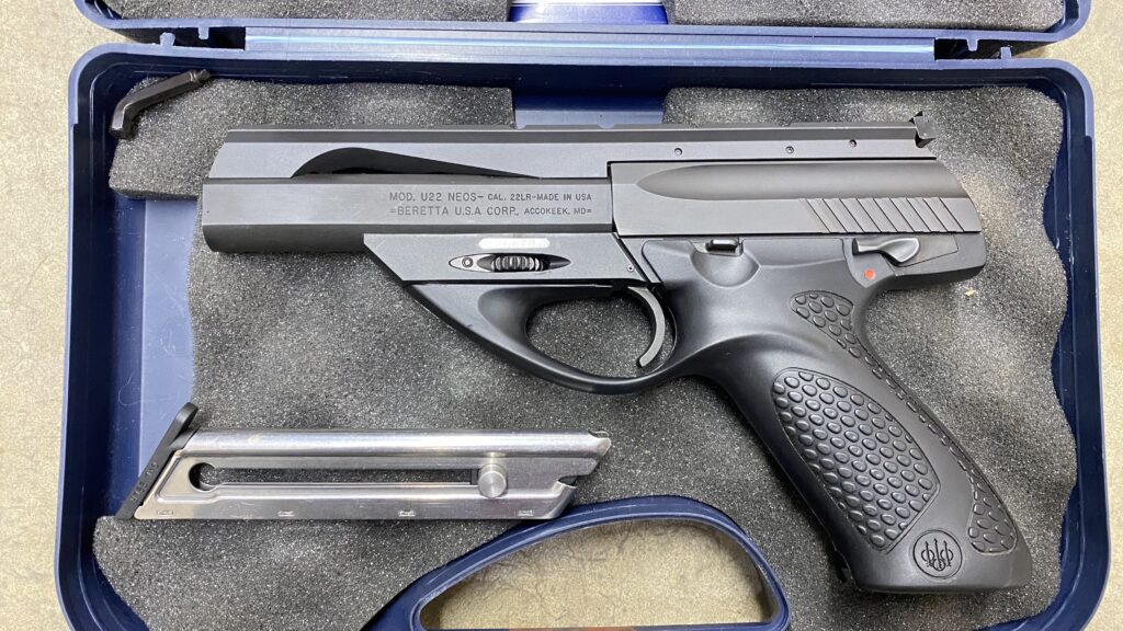 Beretta U22 Neos .22 LR Pistol – Black, 6″ Barrel, With Case & Extras