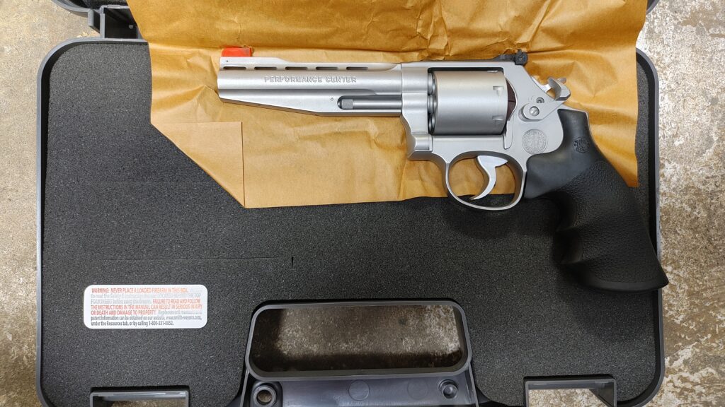 Used Smith & Wesson PC 686-6 5″ Plus Vented 7 Shot 357 Mag