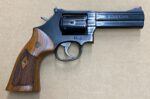 Like New Smith & Wesson 586 Distinguished Combat Magnum 357 Mag 4″ Barrel 150909 - View 3