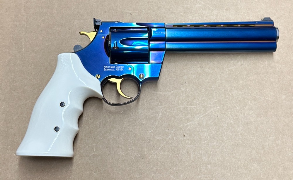 Nighthawk Korth Custom Classic 44 Mag Blue DLC Finish 4″ Barrel 0551
