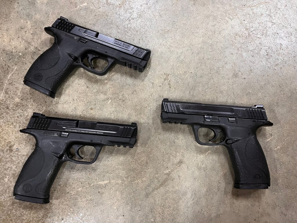 (1) Smith & Wesson M&P 45 w/Night Sights .45 ACP 4″ Barrel & (1) 10d Mag Law Enforcement Trade-In – Very Good – 150706 SV150706V