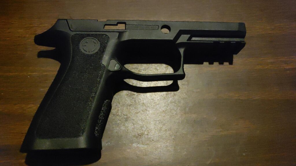 USED Sig Sauer P320 X-Series Carry 9/40/357 Black Medium Grip Module