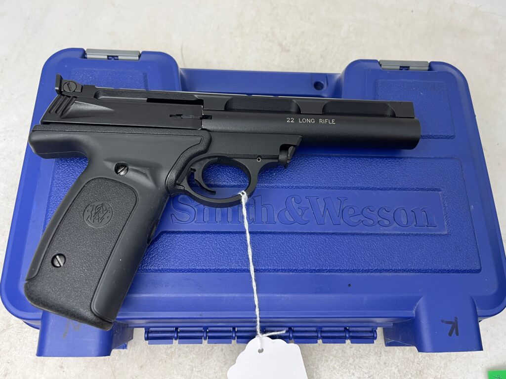 Smith & Wesson 22A-1 22 LR 5.5″