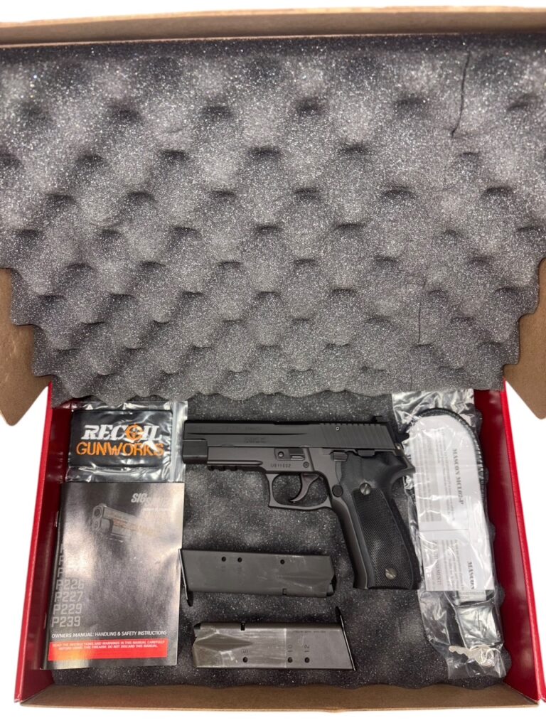 Used Sig Sauer P226 .40 S&W – Classic Duty Pistol, German Frame, 2 Mags, Excellent Condition