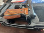 USED Sig Sauer P320 AXG Classic M17 9mm – High Polish DLC, Optics Ready - View 4