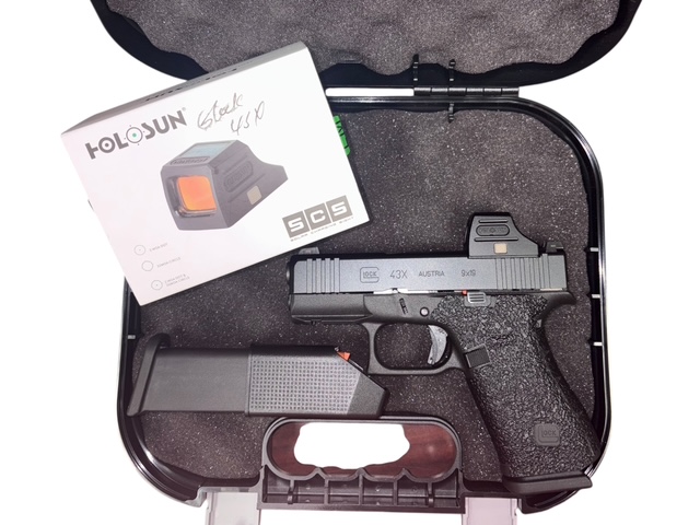 Glock 43X MOS 9mm w/ Holosun SCS Carry Optic – Custom Grip Texture