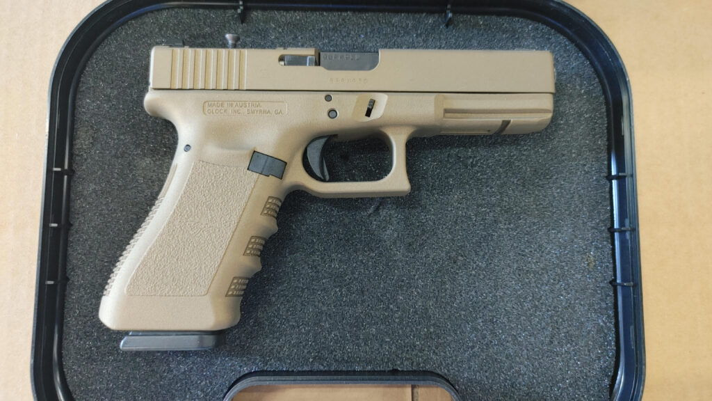 Police Trade Glock 17 Gen 3 9mm 17+1 PI1750202
