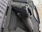 Pre-owned H&K P30 V3 9mm Luminescent Sights 17+1 2 Mags - View 3