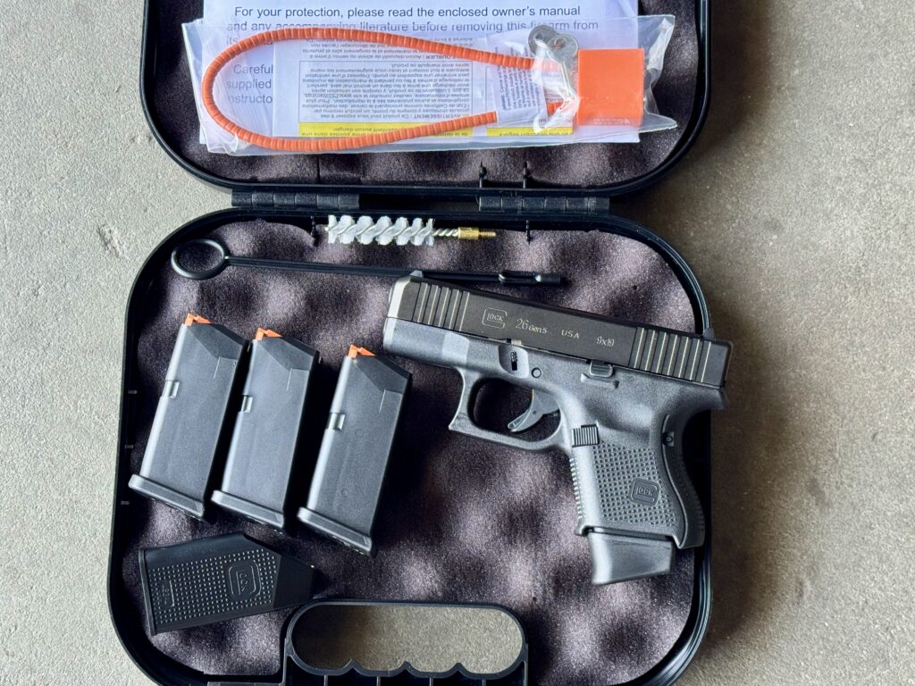 Glock 26 Gen 5 9mm 3.43″ G26 +4 Mags Original Case Discontinued