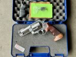 Smith & Wesson Model 500 4″ 500 S&W Magnum Ported Stainless Original Box - View 4