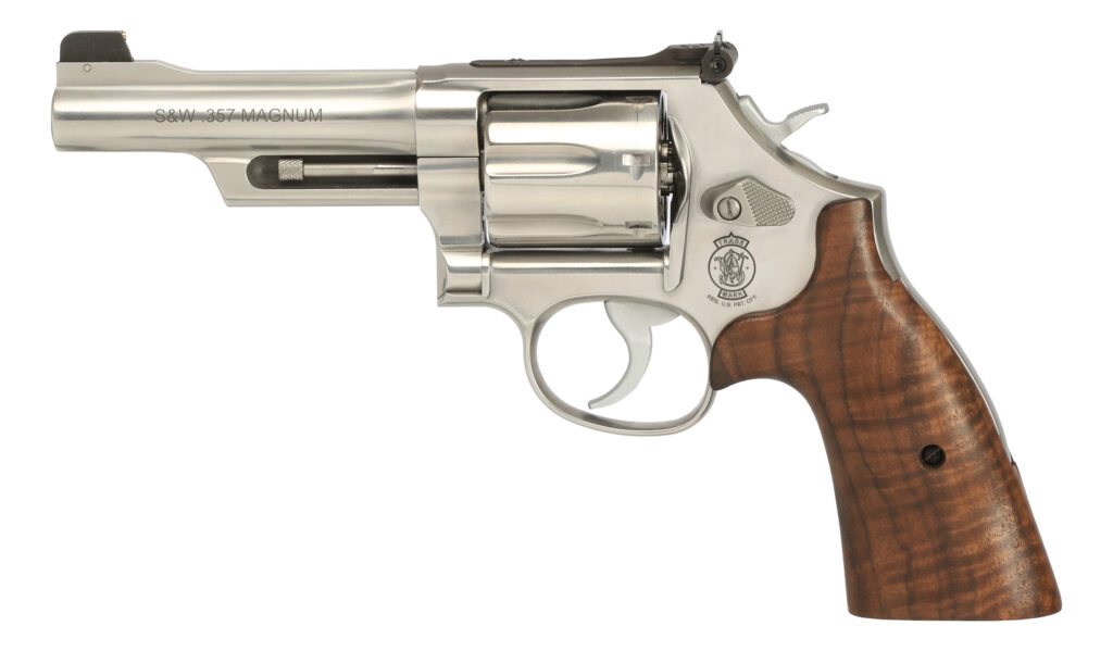 SMITH AND WESSON 686 MOUNTAIN GUN 357MAG 4″ SS