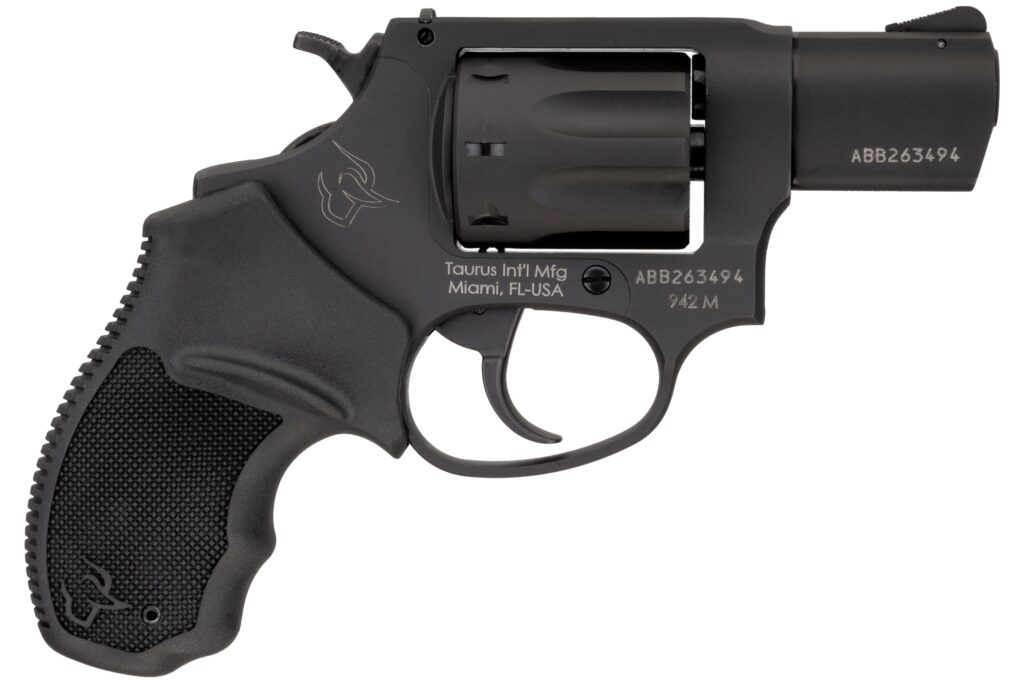 TAURUS 942 22MAG BK/BK 2″ 8RD