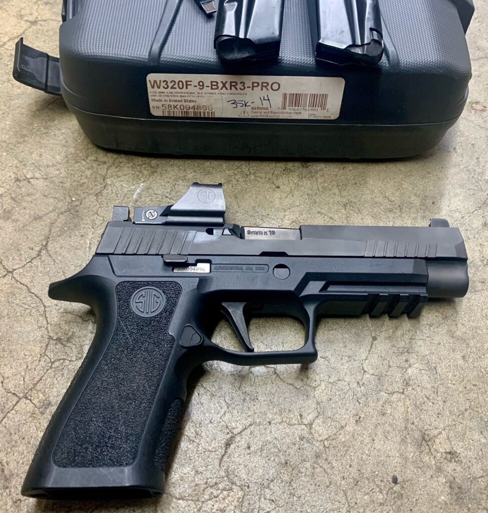 Used Sig Sauer P320 X Full Size RXP 9mm 2- Magazines 320XF-9-BXR3-RXP