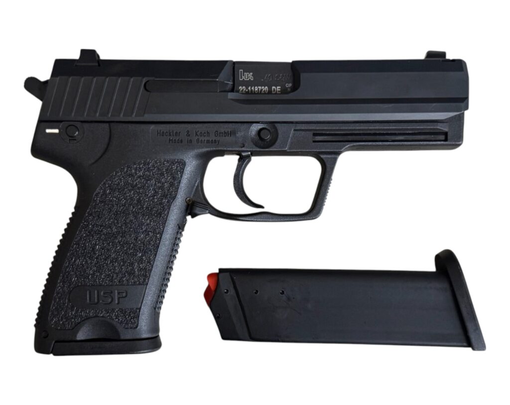 Used HK Heckler & Koch USP40 (V1) 40 S&W 13 Round Capacity USP 40 81000314
