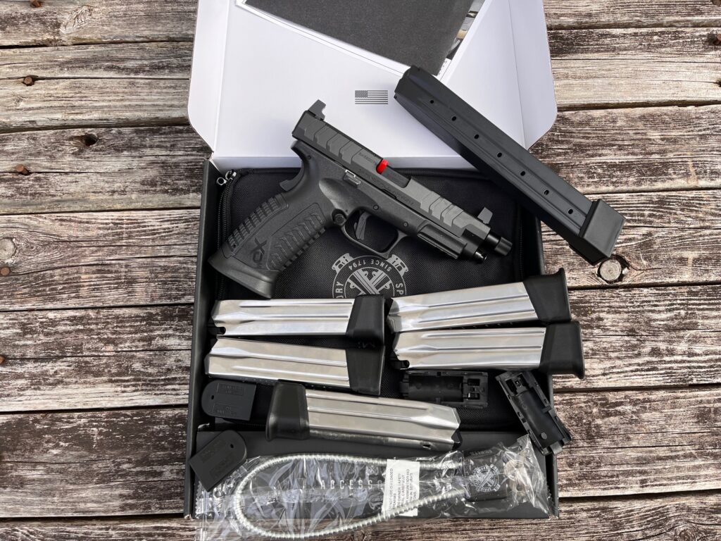 Springfield XDM Elite OSP 9mm 22+1 4.5″ Gear Up Package XDMET9459BHCOSPGU23