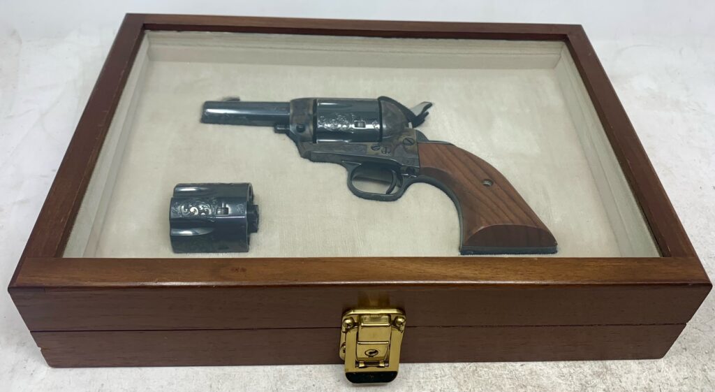 Colt Peacemaker Centennial Commemorative SAA 45 LC 7.5″ 1973 Blue/Casehardened Showcase (Used) – SA63760