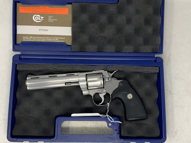 1964 Colt Python .357 Magnum – 2.5″ Blue, Walnut Grips, Original Box, C&R Eligible (Used) – T03973