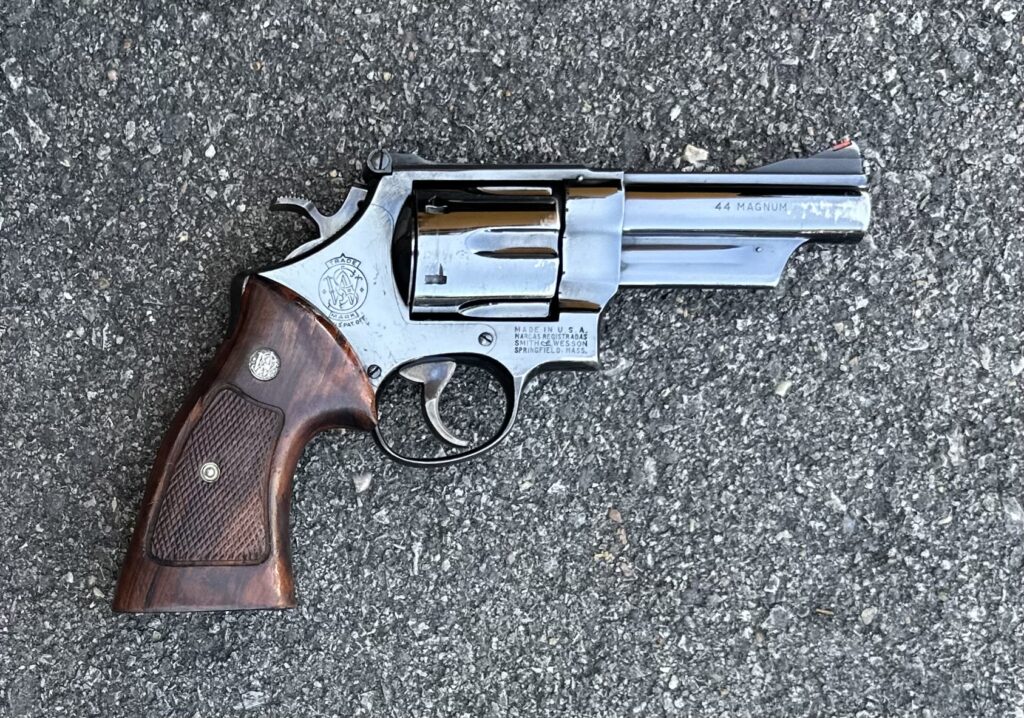 Smith & Wesson Model 29-2 44 Mag Blued 4″ Barrel Target Hammer & Trigger Late 1960s (Used) – S318513