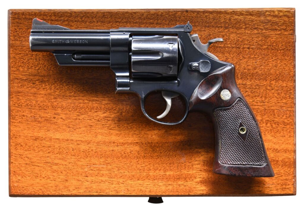 SMITH & WESSON PRE MODEL 29 44 MAG 4″ BARREL BLUED 44 MAG (Used) – S171107