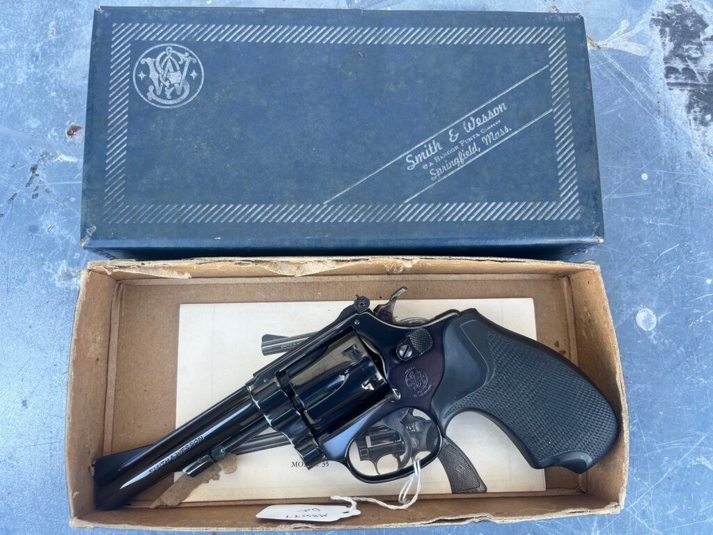 Smith & Wesson Model 34-1 Kit Gun – .22 LR, 4″ Barrel, Original Box (Used) – M85597