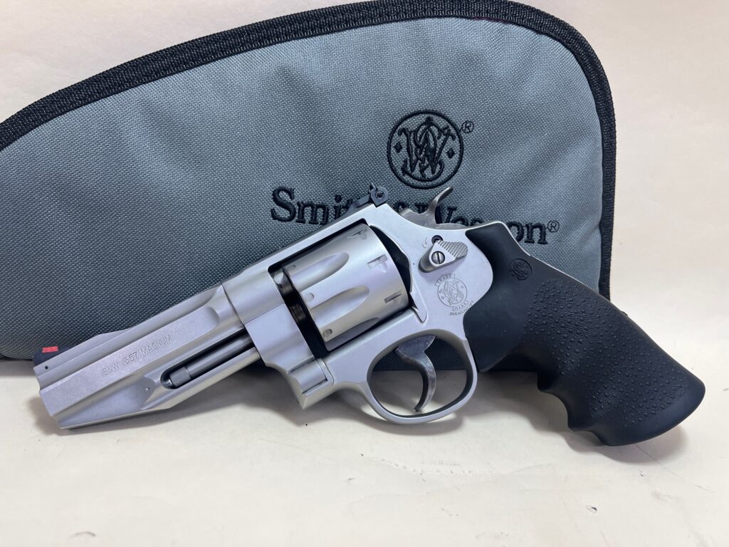 USED Smith & Wesson Model 627 Pro Series – .357 Magnum Stainless 4” Revolver (Used) – DPR1318