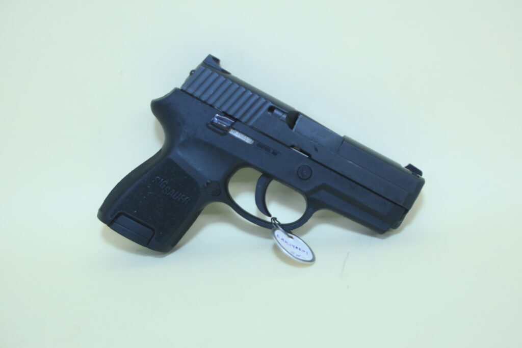 Sig Sauer P250 Subcompact – .40 S&W Modular DAO Pistol (Used) (Used) – EAK148601