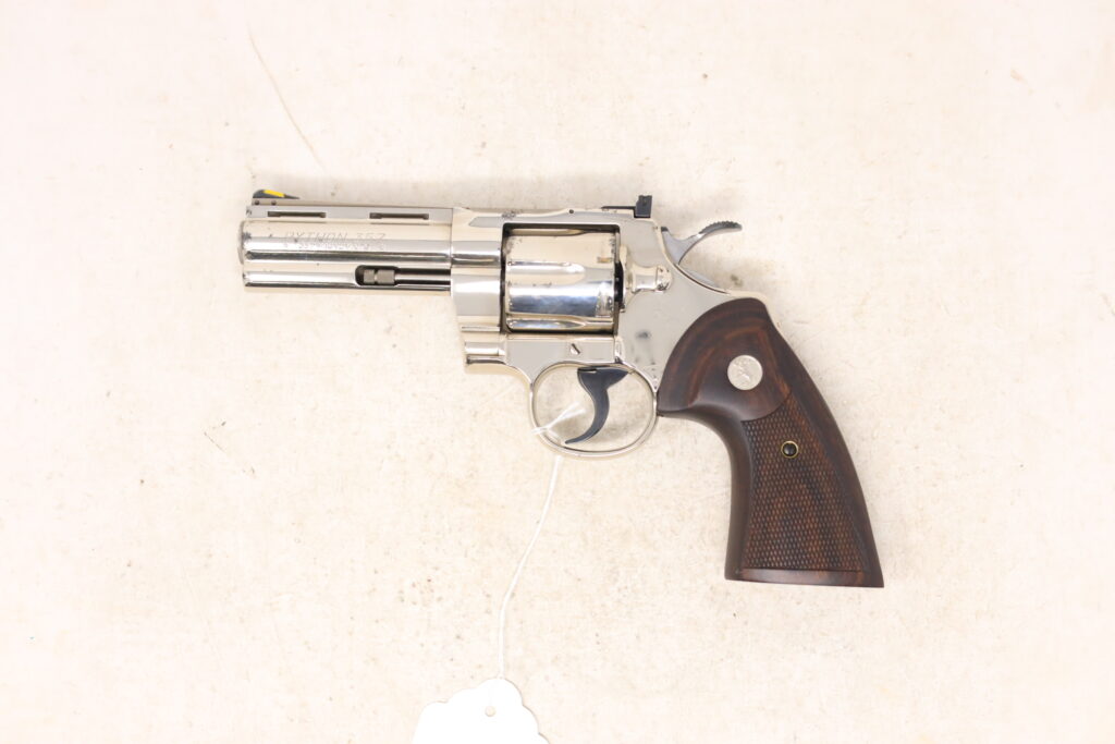 1964 Colt Python .357 Magnum – 2.5″ Blue, Walnut Grips, Original Box, C&R Eligible (Used) – 36469E