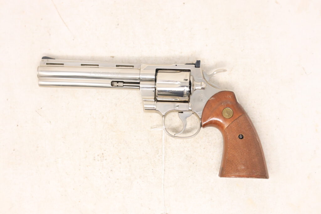 1964 Colt Python .357 Magnum – 2.5″ Blue, Walnut Grips, Original Box, C&R Eligible (Used) – V45603