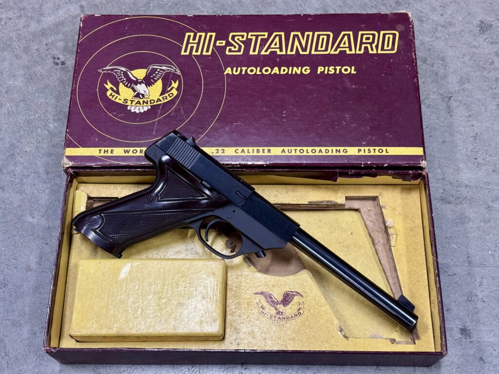 Hi-Standard Sport King SK-100 6.75″ 22 LR Semi-Auto 1st Model 1952 Original Box (Used) – 450439
