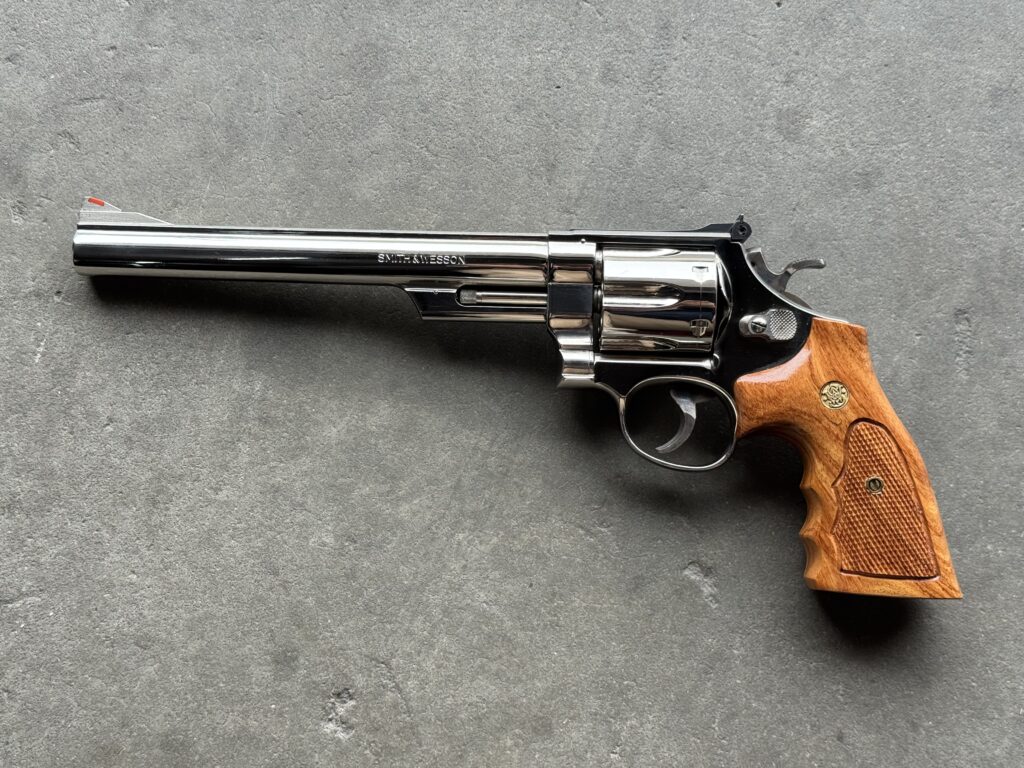 Smith & Wesson Model 29-2 – .44 Magnum, 8 3/8″ Barrel, Blue Finish, Wood Case & Box (Used) – N752407