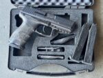 Heckler & Koch P30 V2 9mm 3.85″ 15rd HK Tritium NS +3 Mags & Original Case (Used) – 129-024244 - View 1