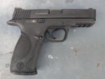 Pre-Owned Smith & Wesson M&P40 4.25″ .40 S&W Night Sights, Includes (1) 15-Round Mag & Factory Case (Used) – HSJ8931 - View 2