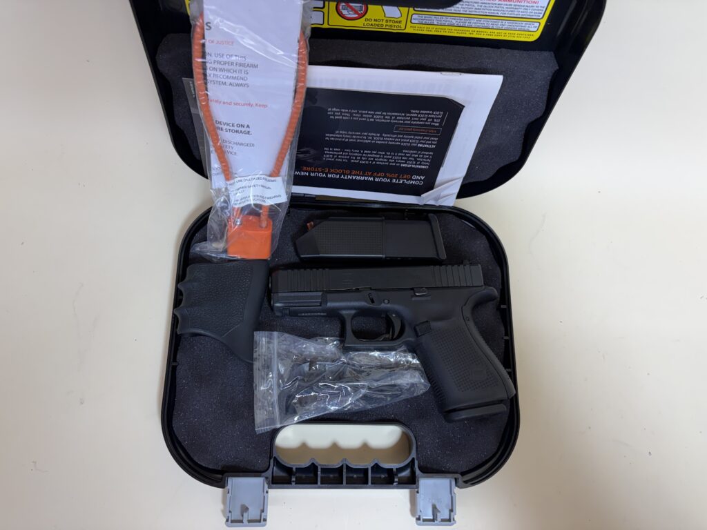 Glock 19 Gen 5 9mm 15 Round Capacity G19 PA195S203 (Used) – BZNA325